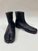 Handmade Black Leather Tabi Boots: Japanese Split Toe Ankle Boots - Image 3